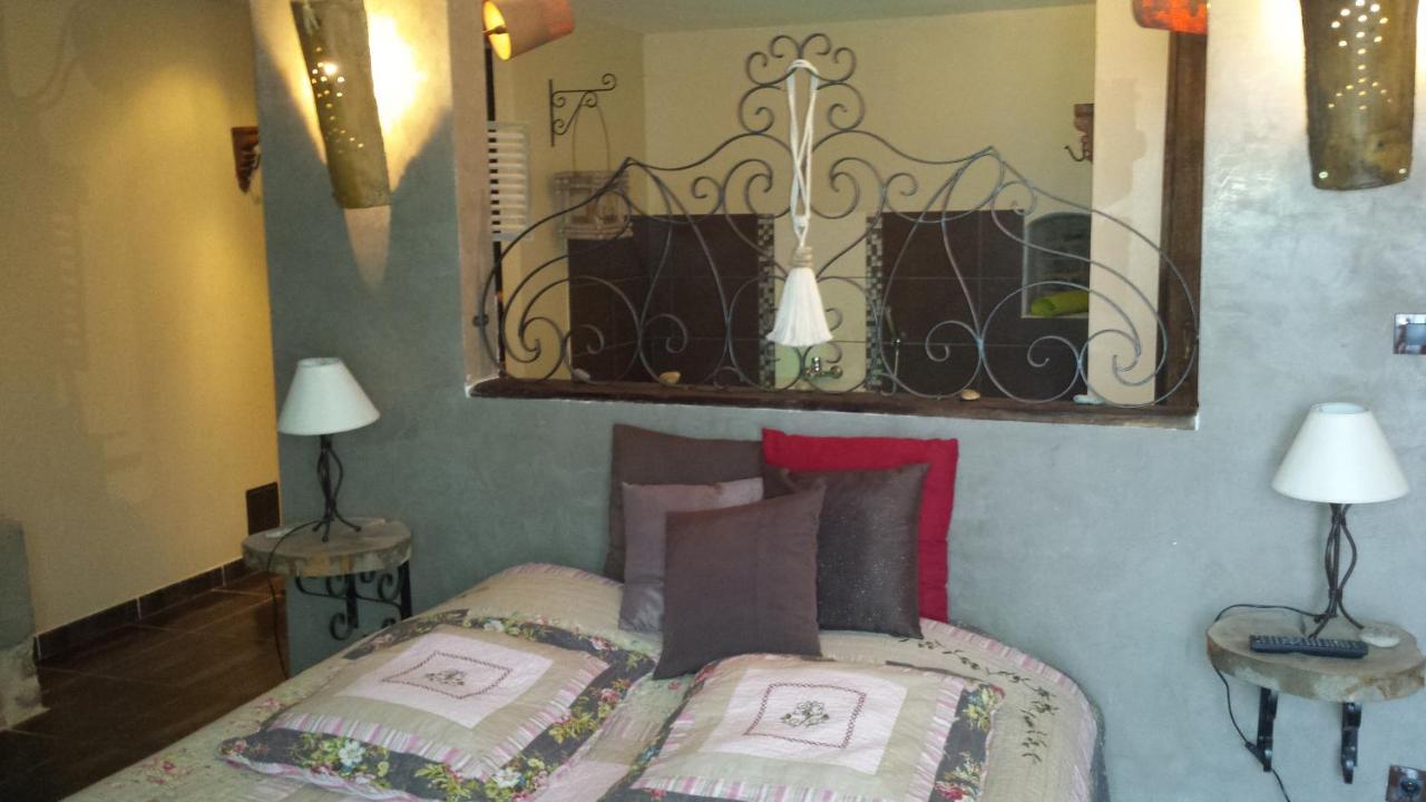 Chambres D Hotes ,Hotel ,Secret D'Une Nuit A Vicq Pres De Onnaing,Avec Piscine 部屋 写真